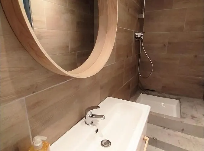 Appartement Calme En Centre Ville, 50m De La Place Carnot