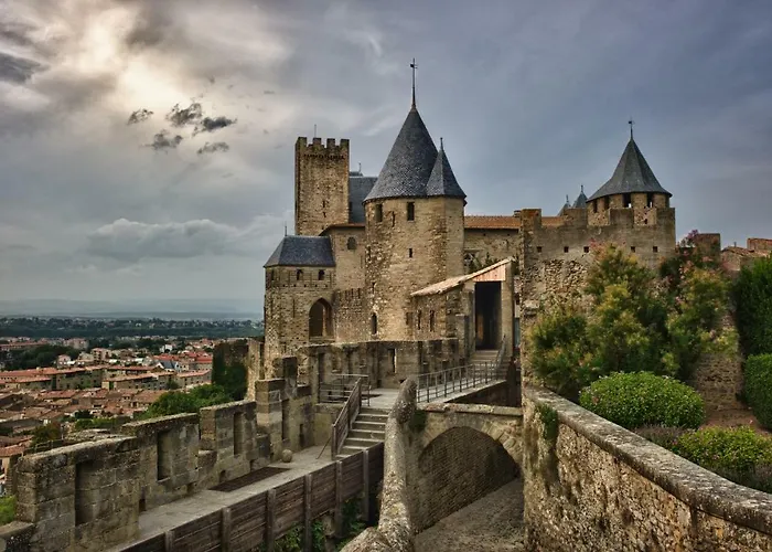 Calme En Centre Ville, 50m De La Place Carnot Apartmán Carcassonne
